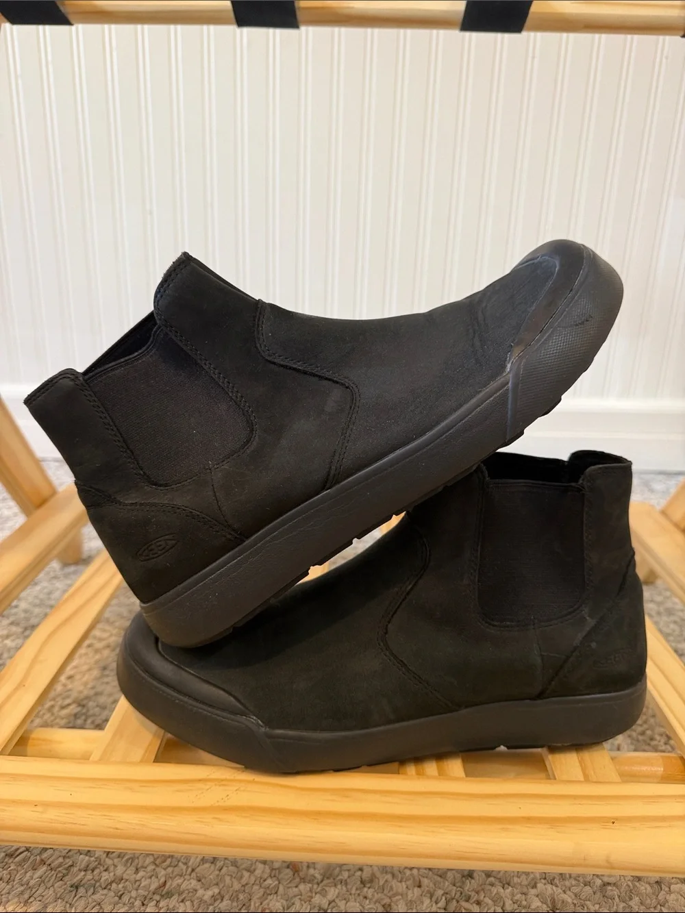 Keen Women's Black Suede Chukka Chelsea Boots US 9.5 EU 40 UK 7 CM 26.5 Solid